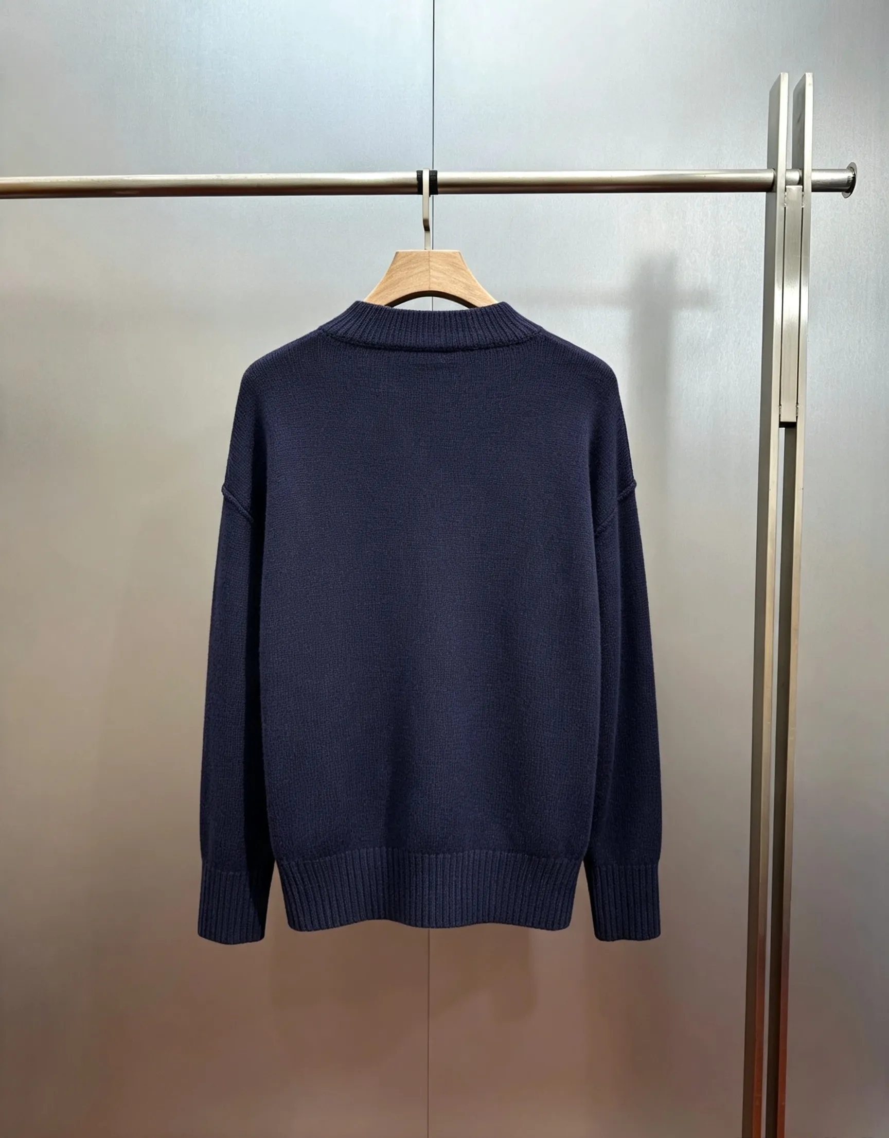 🔥P255💰Ami Paris 26FWRed Love ADC Wool Cardigan Jacket Authentic 4900 purchased and developed, cashmere cotton blended wool, using Japan (SHIMA SEIKI) 5 knitting machine, wool jacquard, wool enzyme washing, customized 1:1 horn buckle, customized 1:1 trademark, loose version Size: S M L XL